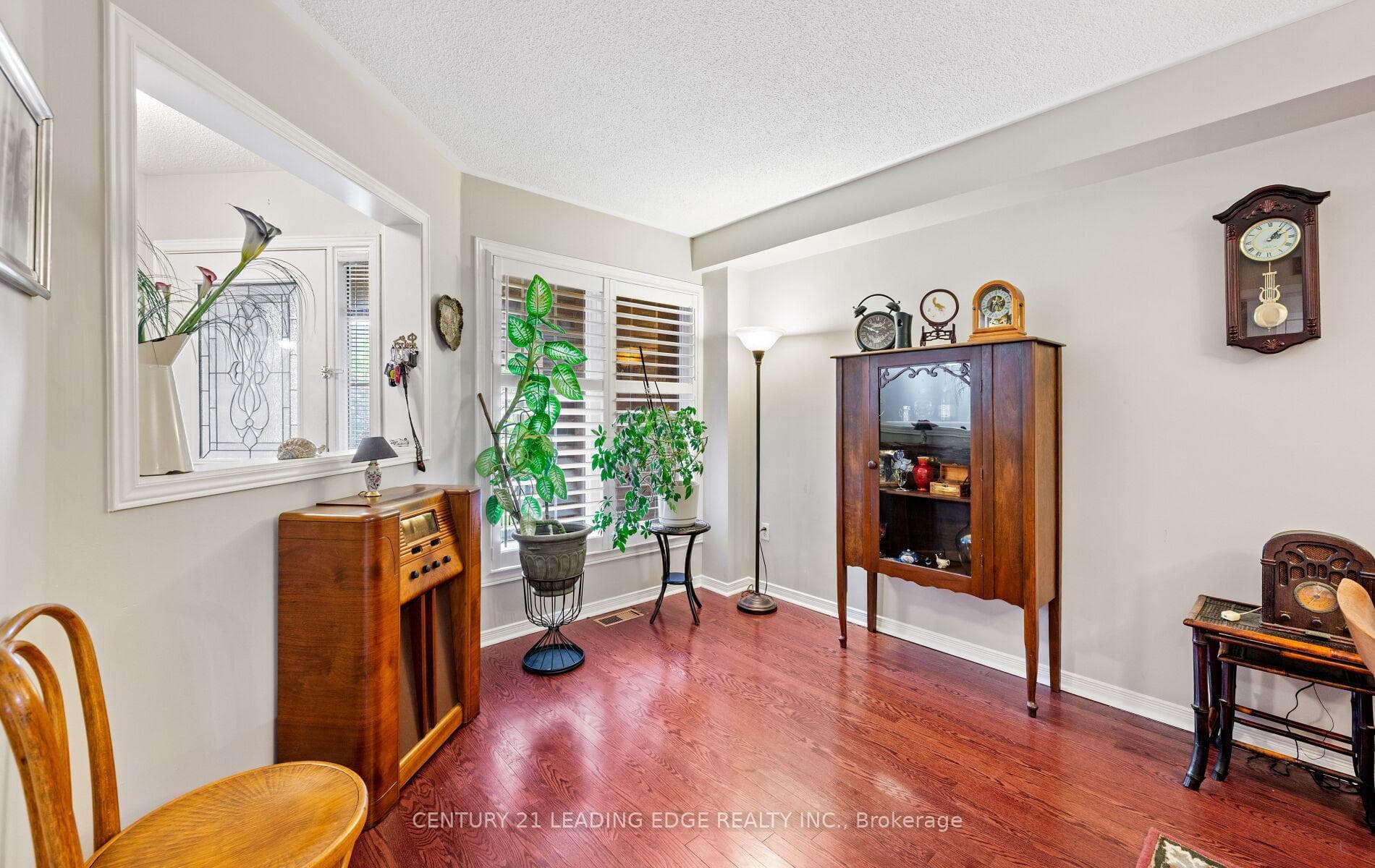 113 Frank Johnston Road photo 6