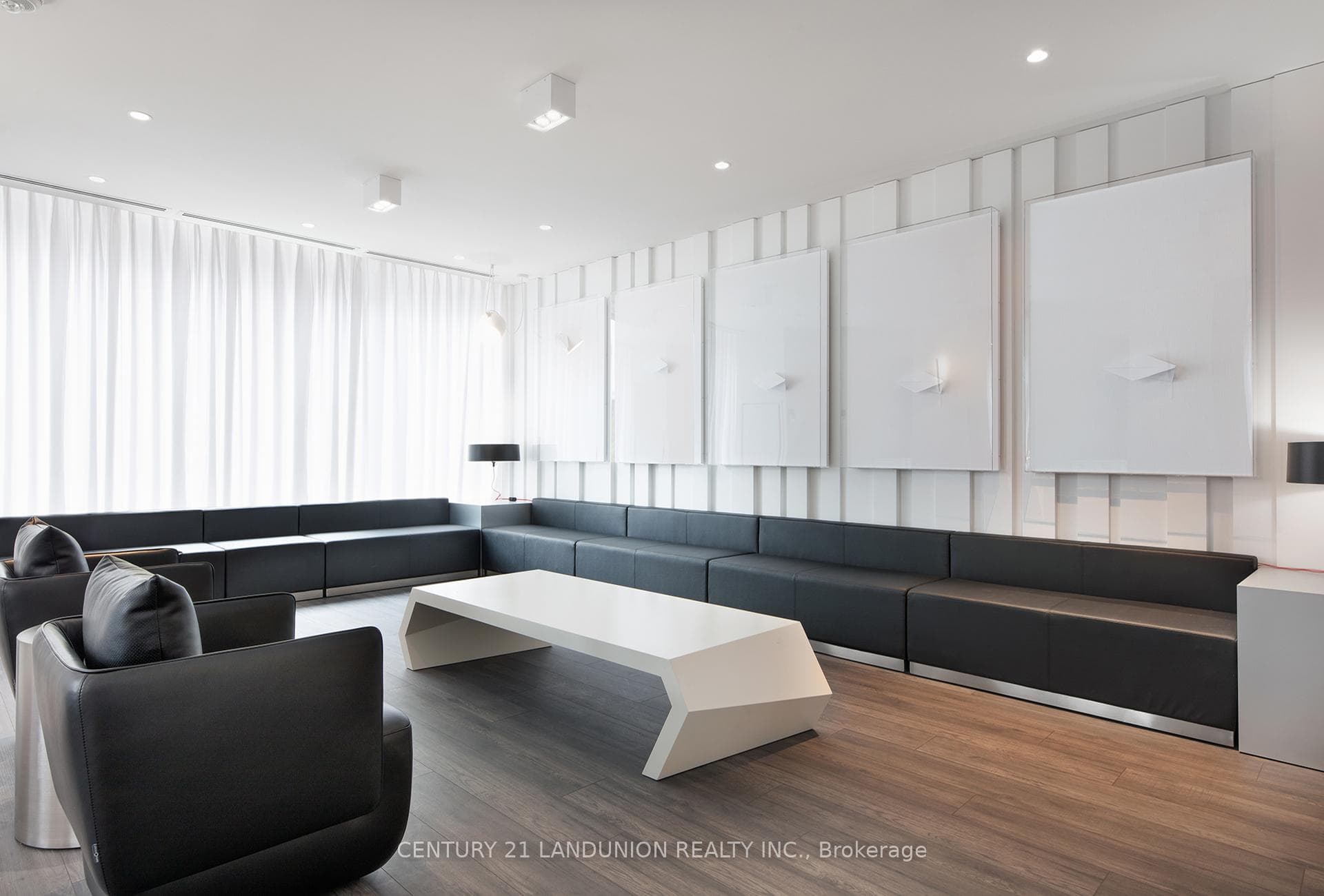 10 De Boers Drive Unit 1007 photo 15