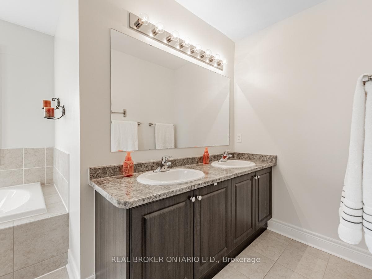 5 Pc Ensuite