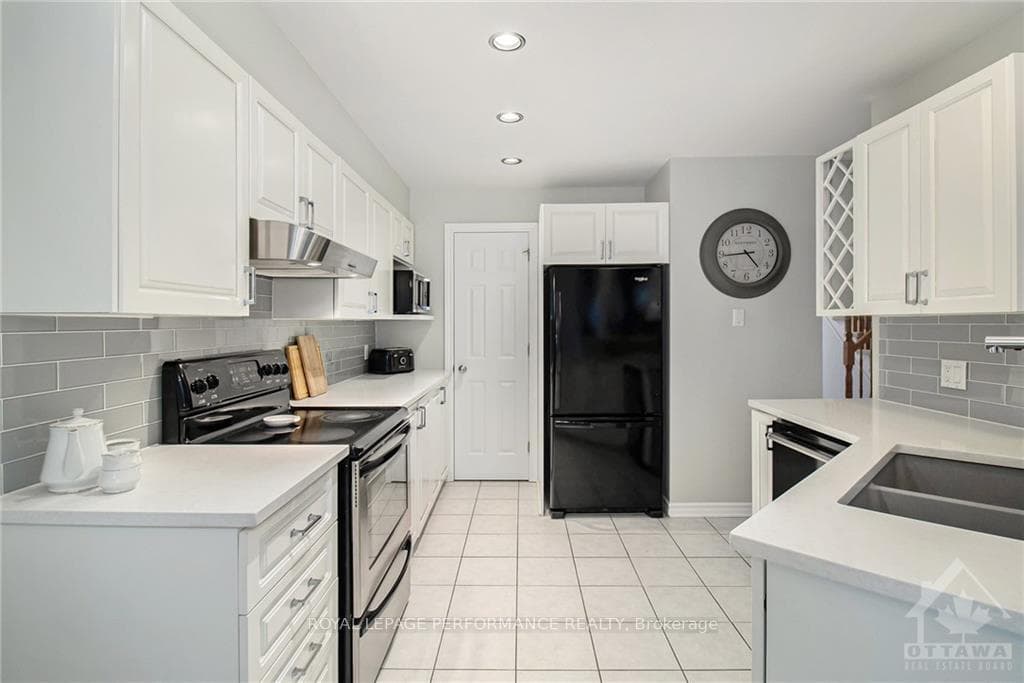 64 ROSEANNE Lane photo 11