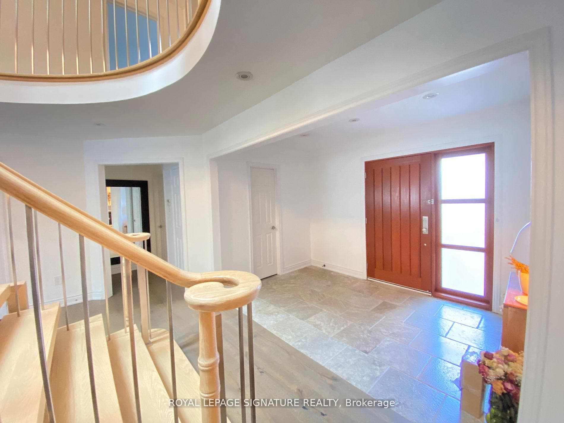 1389 Forestbrook Road photo 5