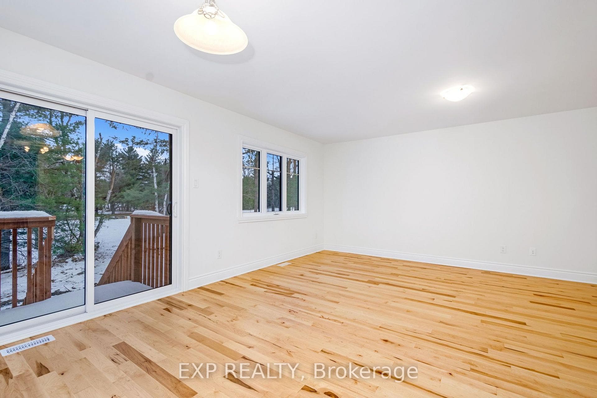 145 DION Avenue photo 9