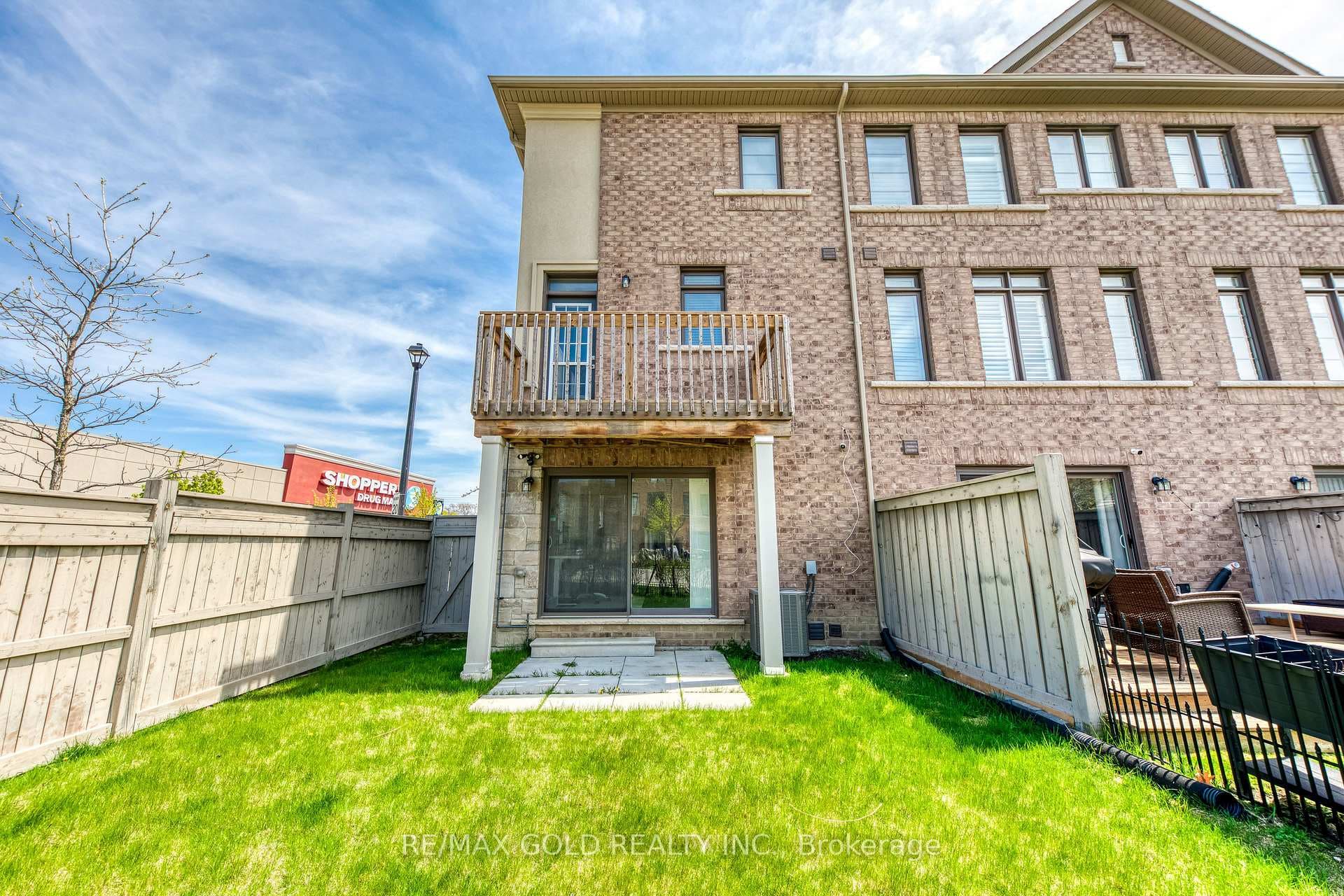 561 Mermaid Crescent photo 46