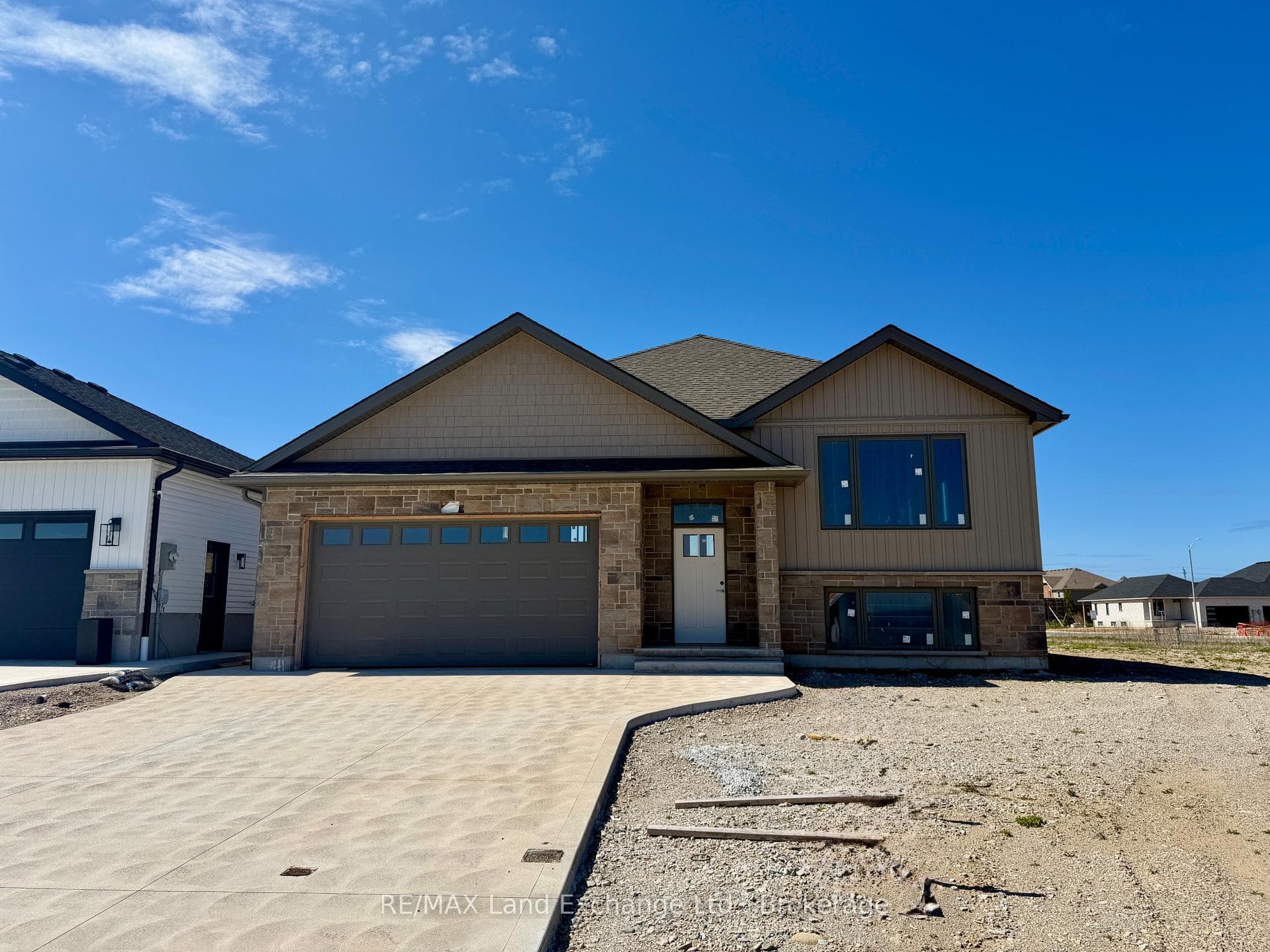 1284 Sqft Home w/ a Finished Bsmt
