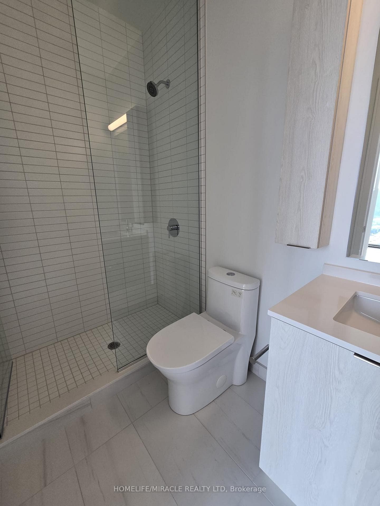 86 Dundas Street Unit 1715 photo 7