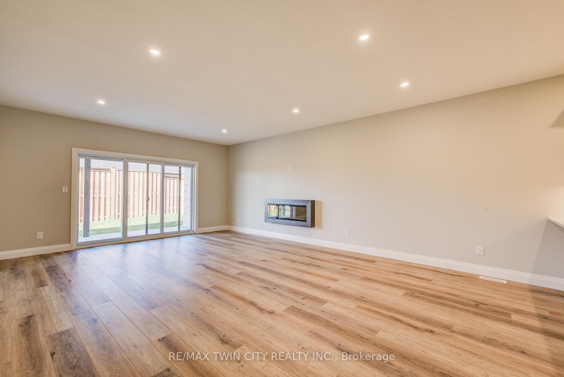 106 South Parkwood Boulevard photo 15