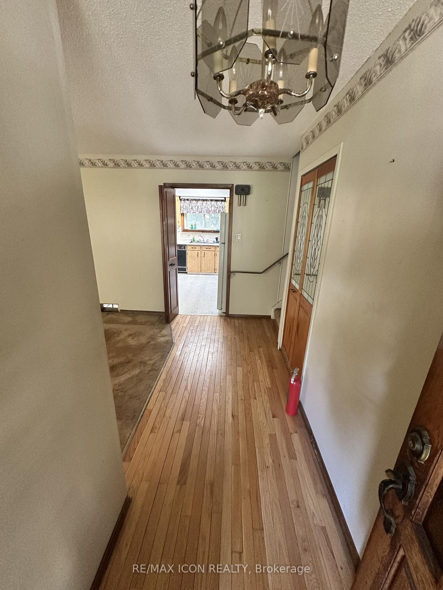 114 Archer Crescent photo 9