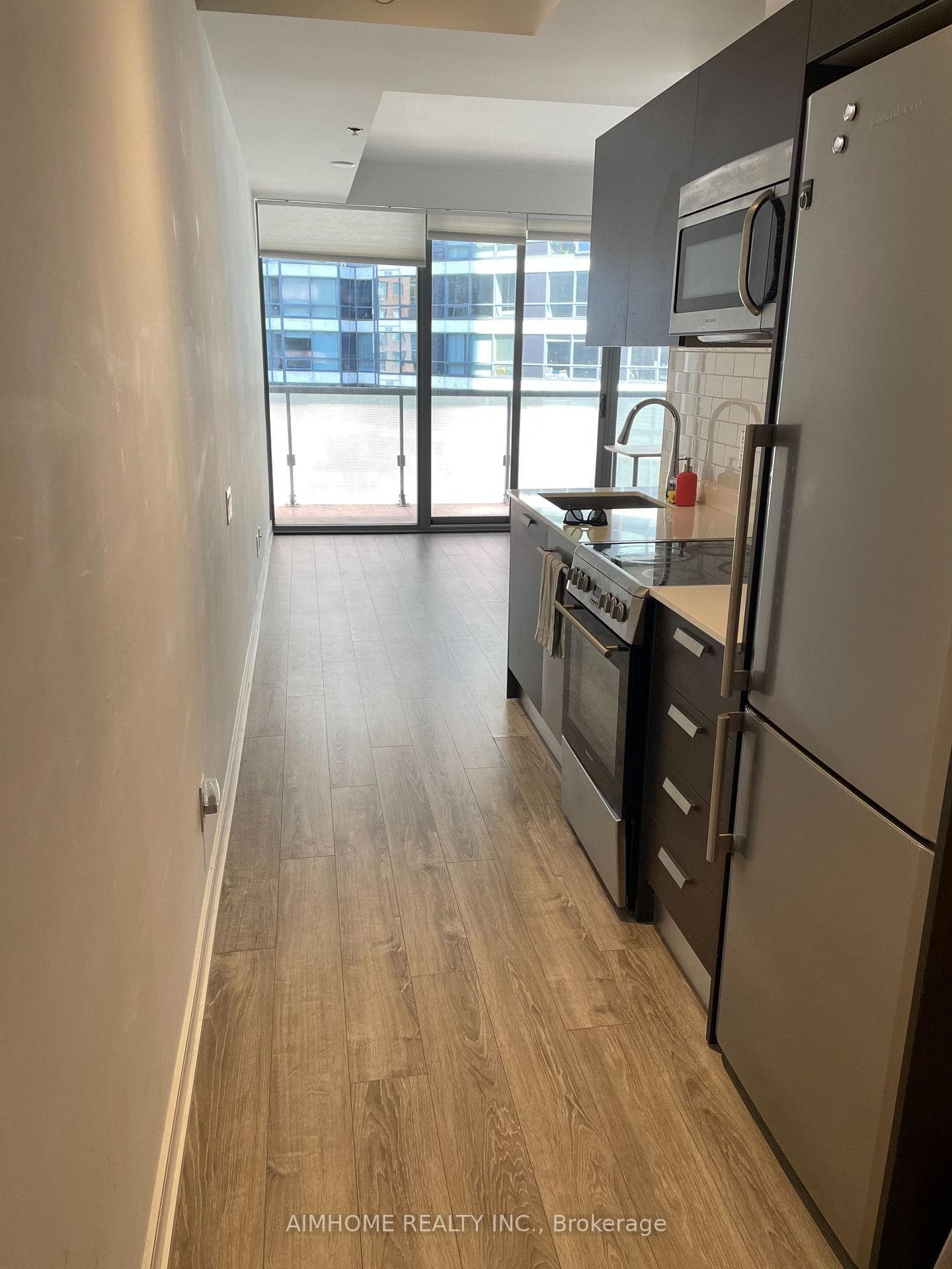 57 St Joseph Street Unit 1102 photo 7