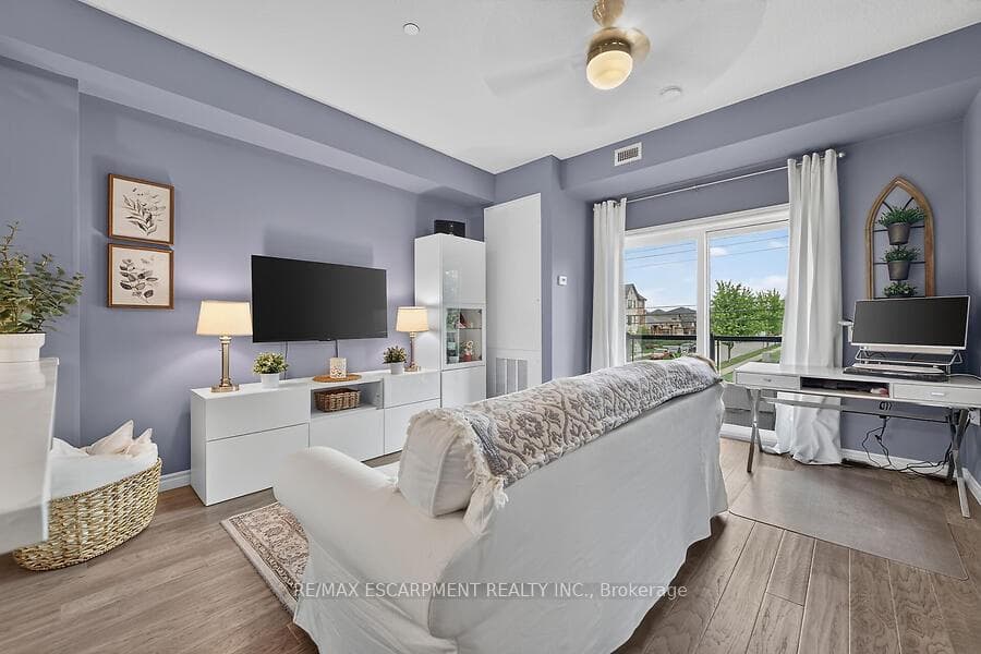 2605 Binbrook Road Unit 208 photo 11