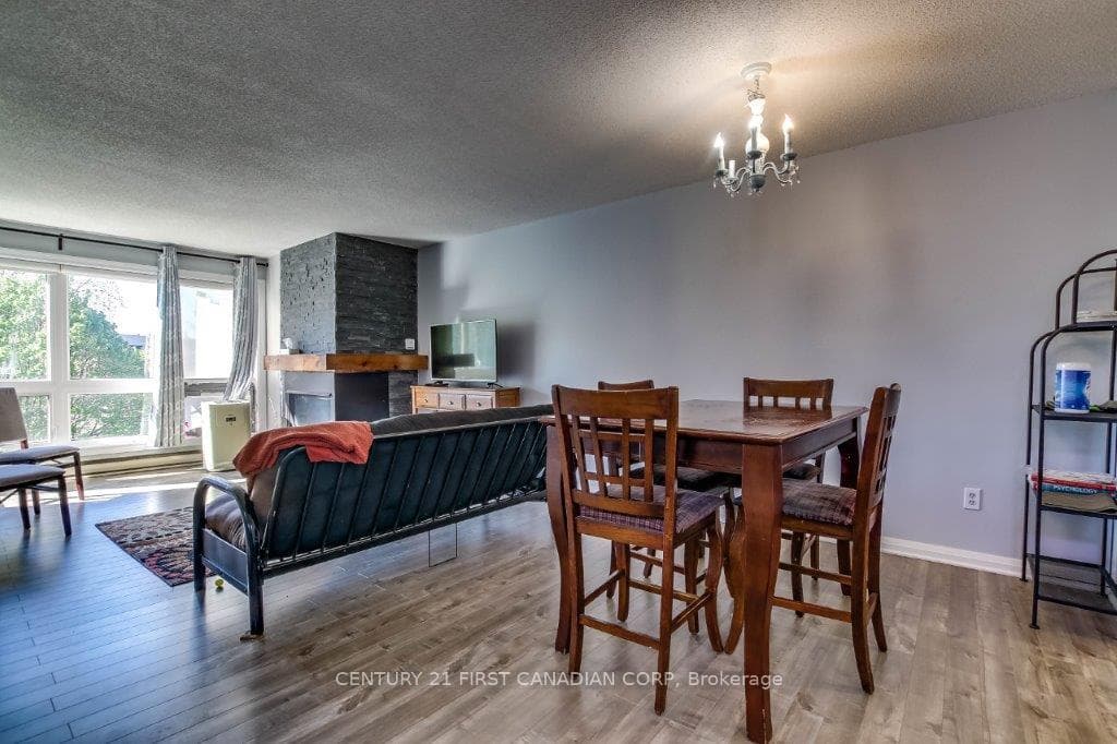 5 Jacksway Crescent Unit 317 photo 3