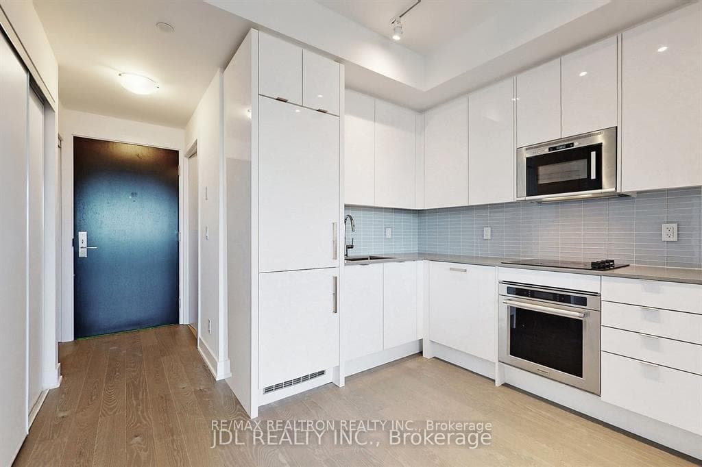 181 Bedford Road Unit 1701 photo 15