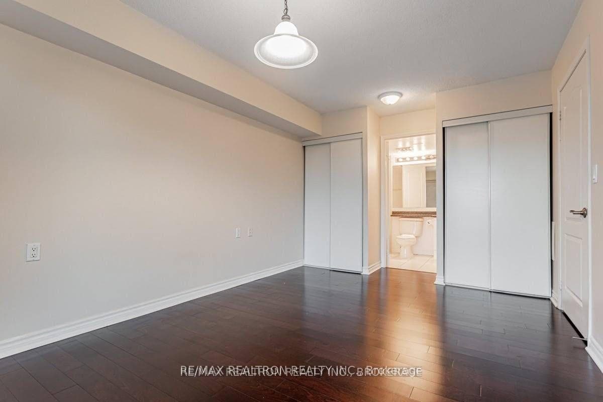935 Sheppard Avenue Unit 304 photo 21