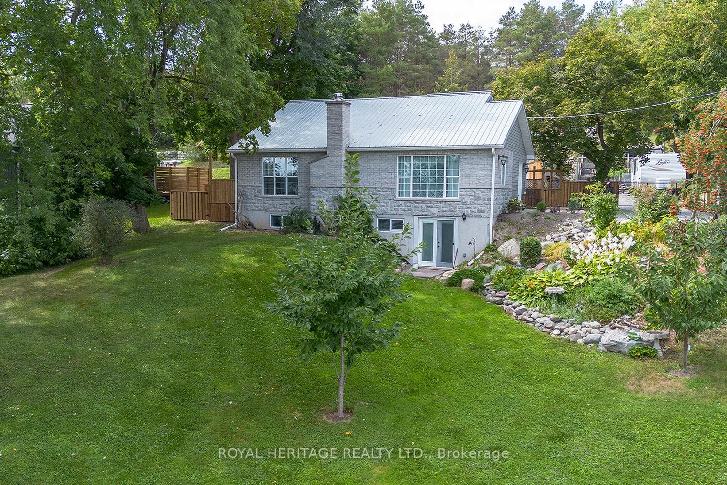 298 Carnegie Beach Road photo 1
