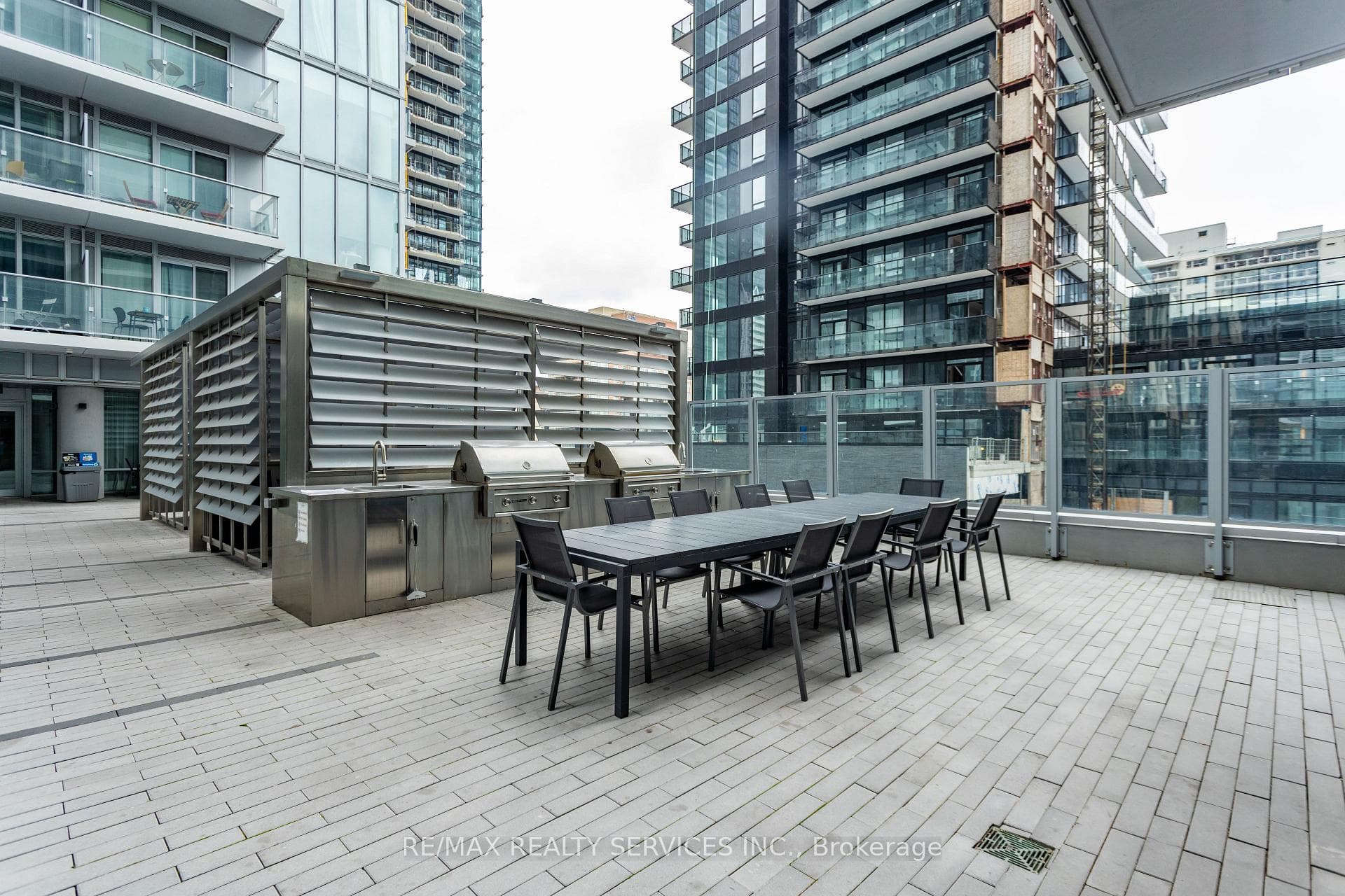 195 Redpath Avenue Unit 905 photo 26