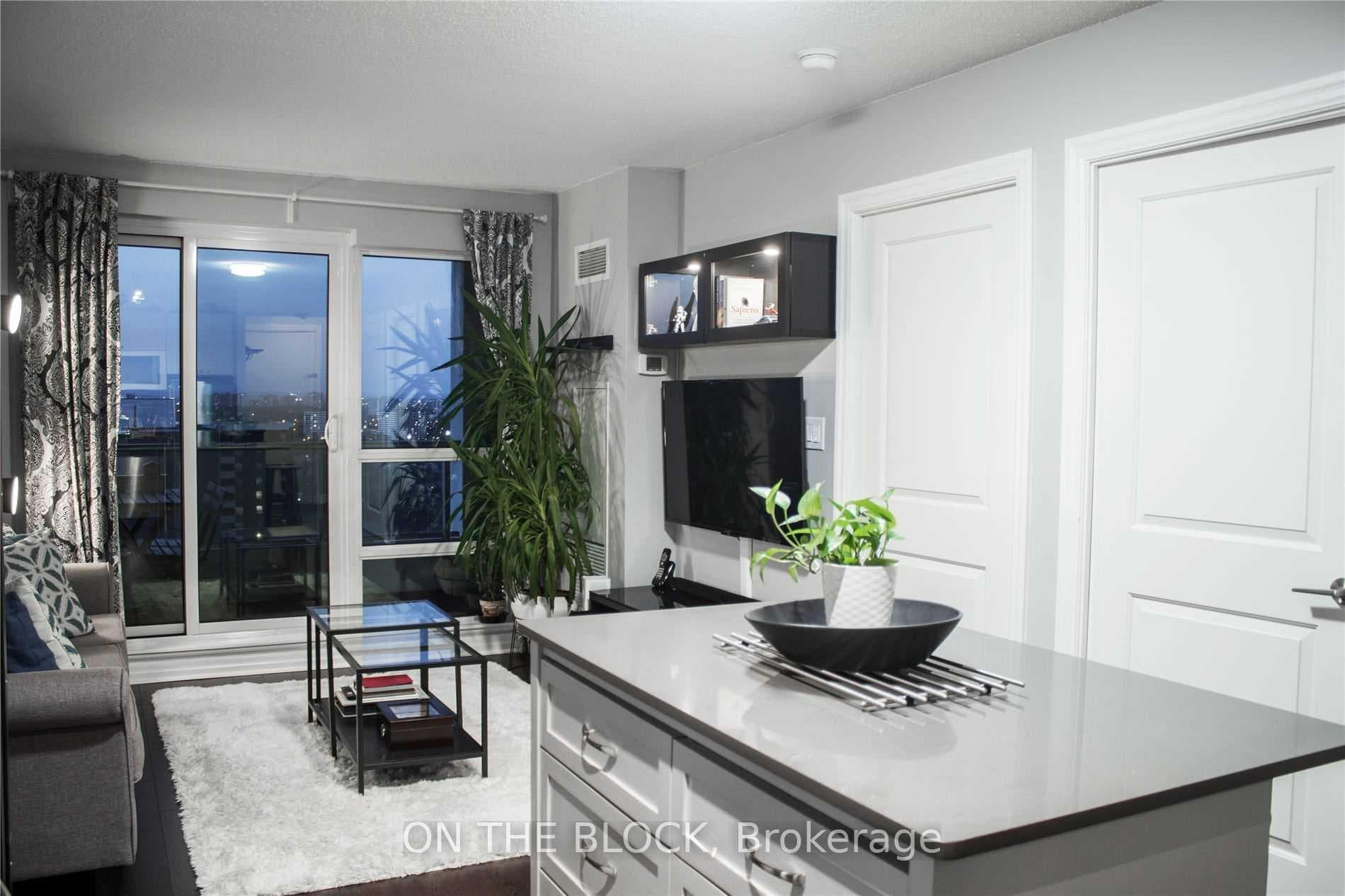 2015 Sheppard Avenue Unit 2306 photo 5