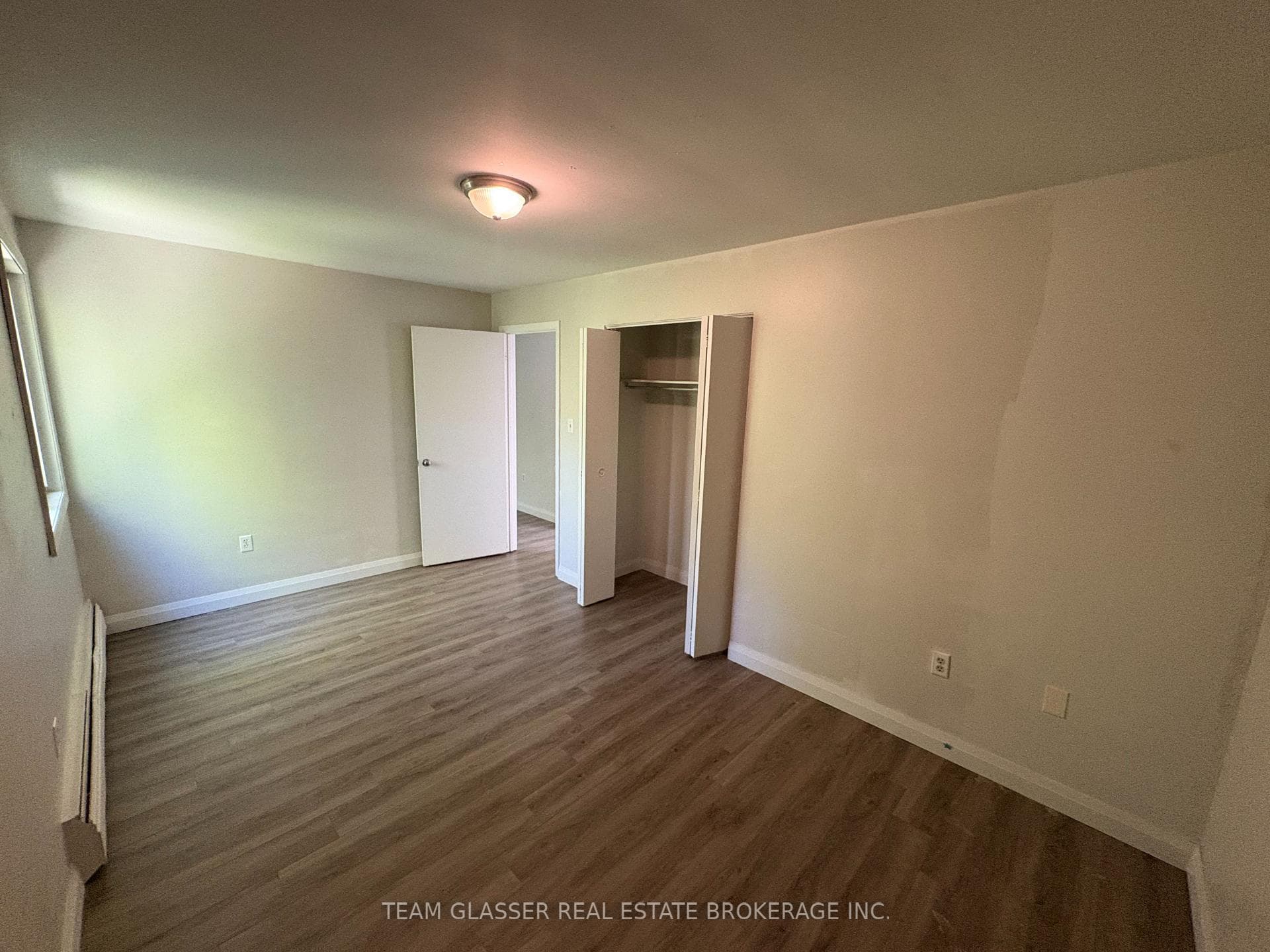 52 Hiawatha Street Unit 204 photo 17