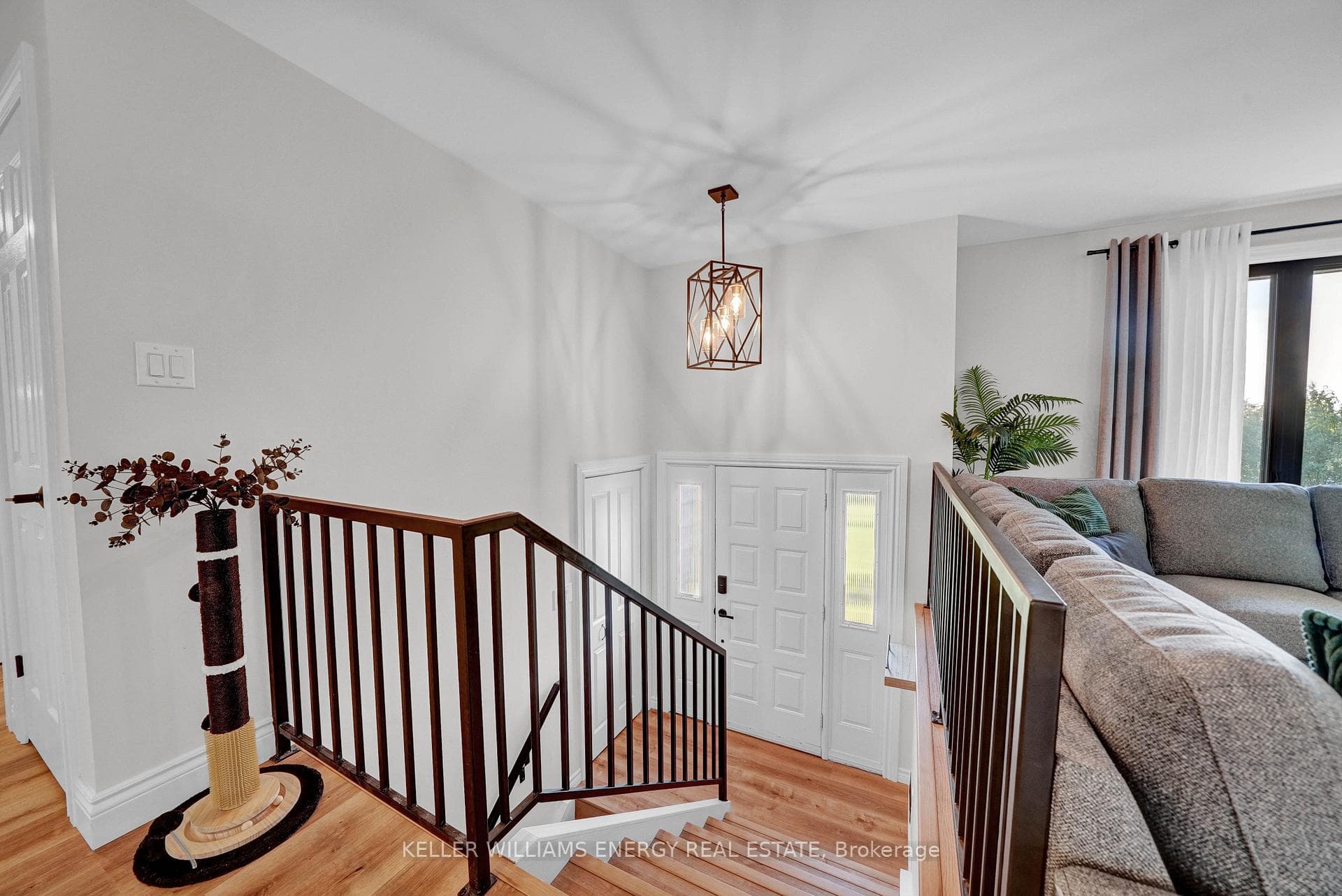 106 Oram Road photo 4