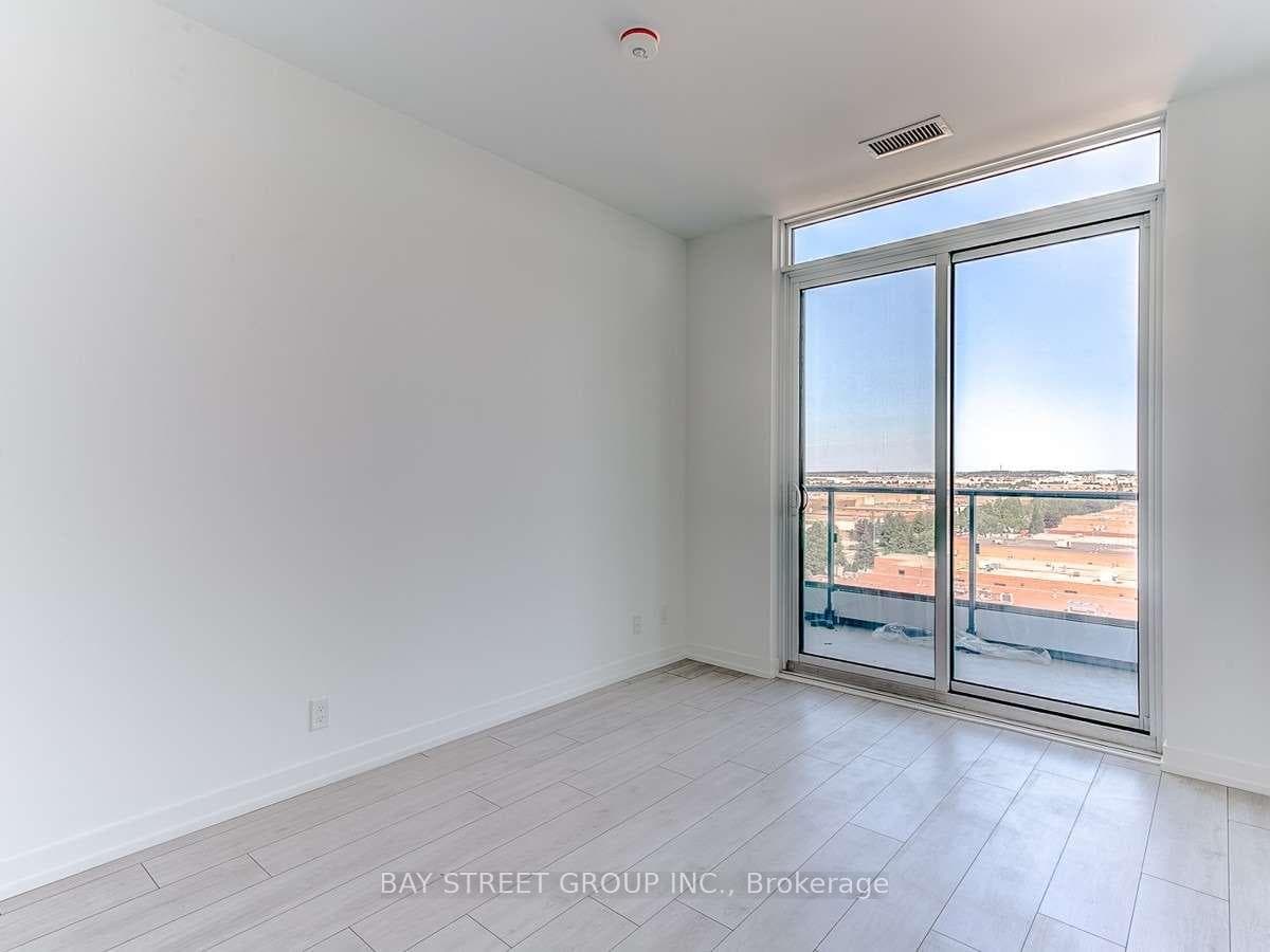 898 Portage Parkway Unit 902 photo 15