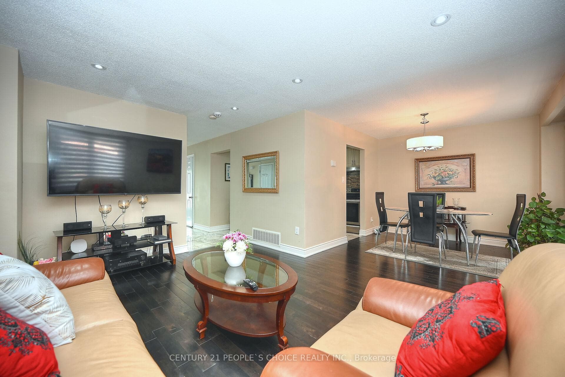 130 Kingswood Drive photo 7
