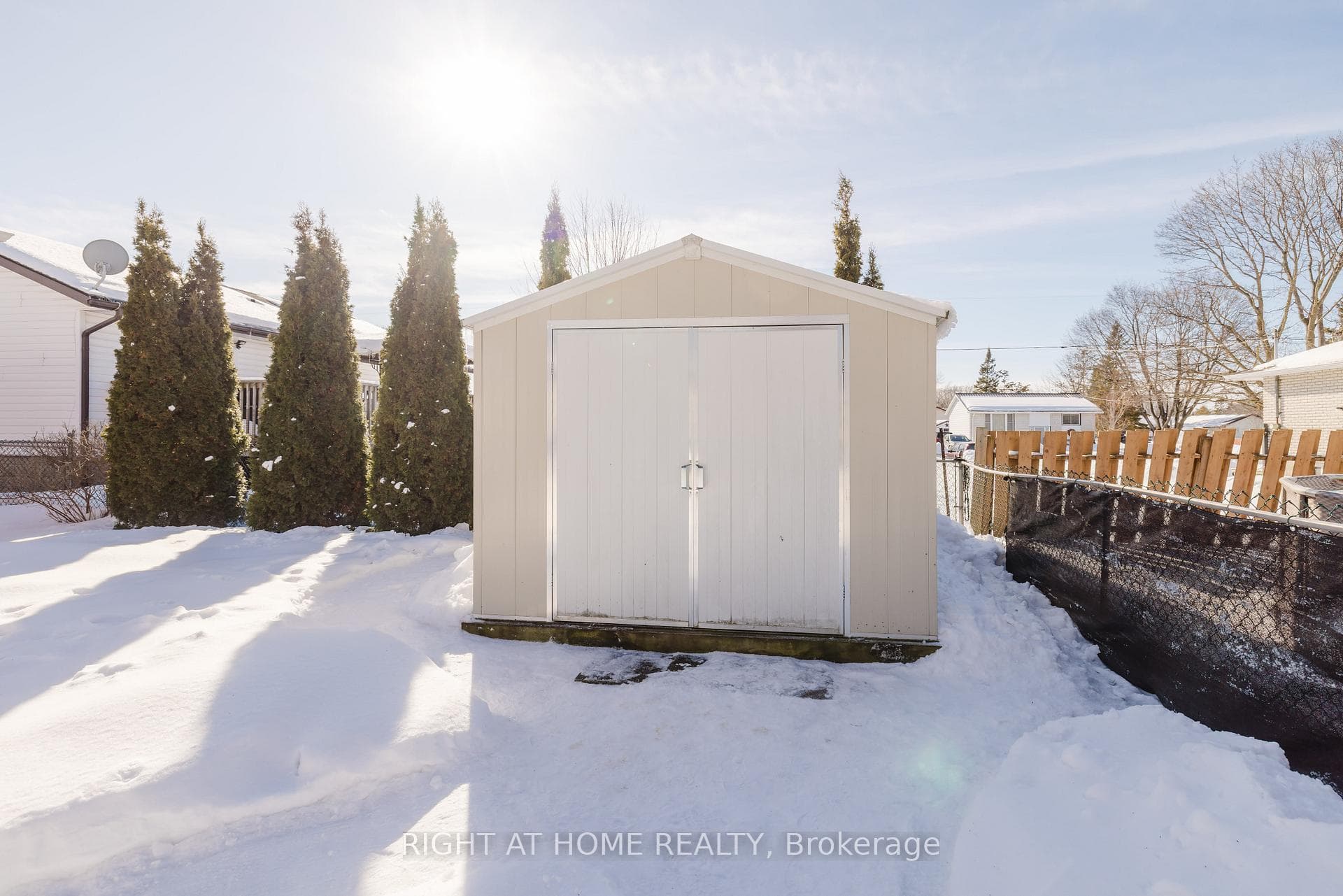31 Thorncliffe Drive photo 19