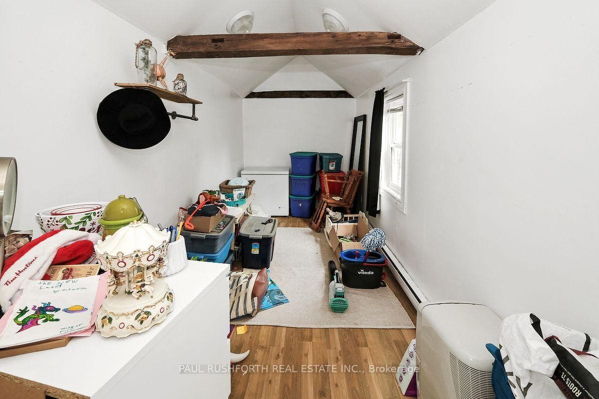 Apt 1-Family Room