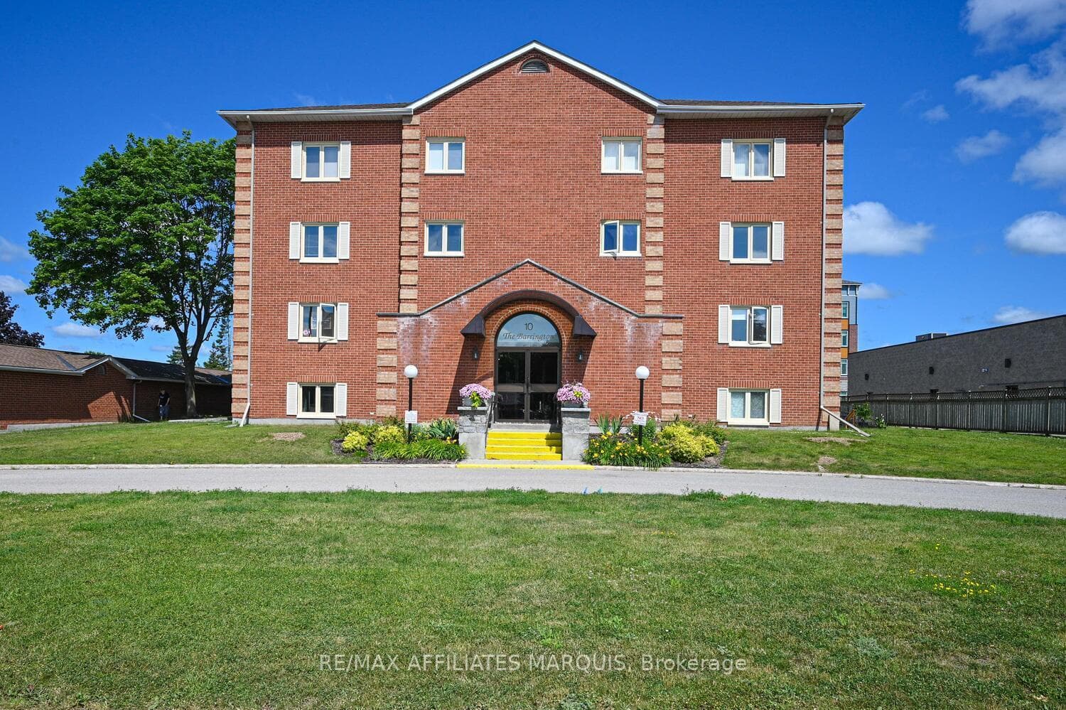 10 Armstrong Drive Unit 201 photo 3