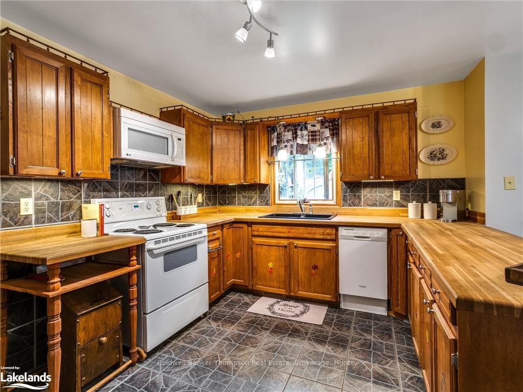 360 MUSKOKA ROAD 10 N/A photo 15