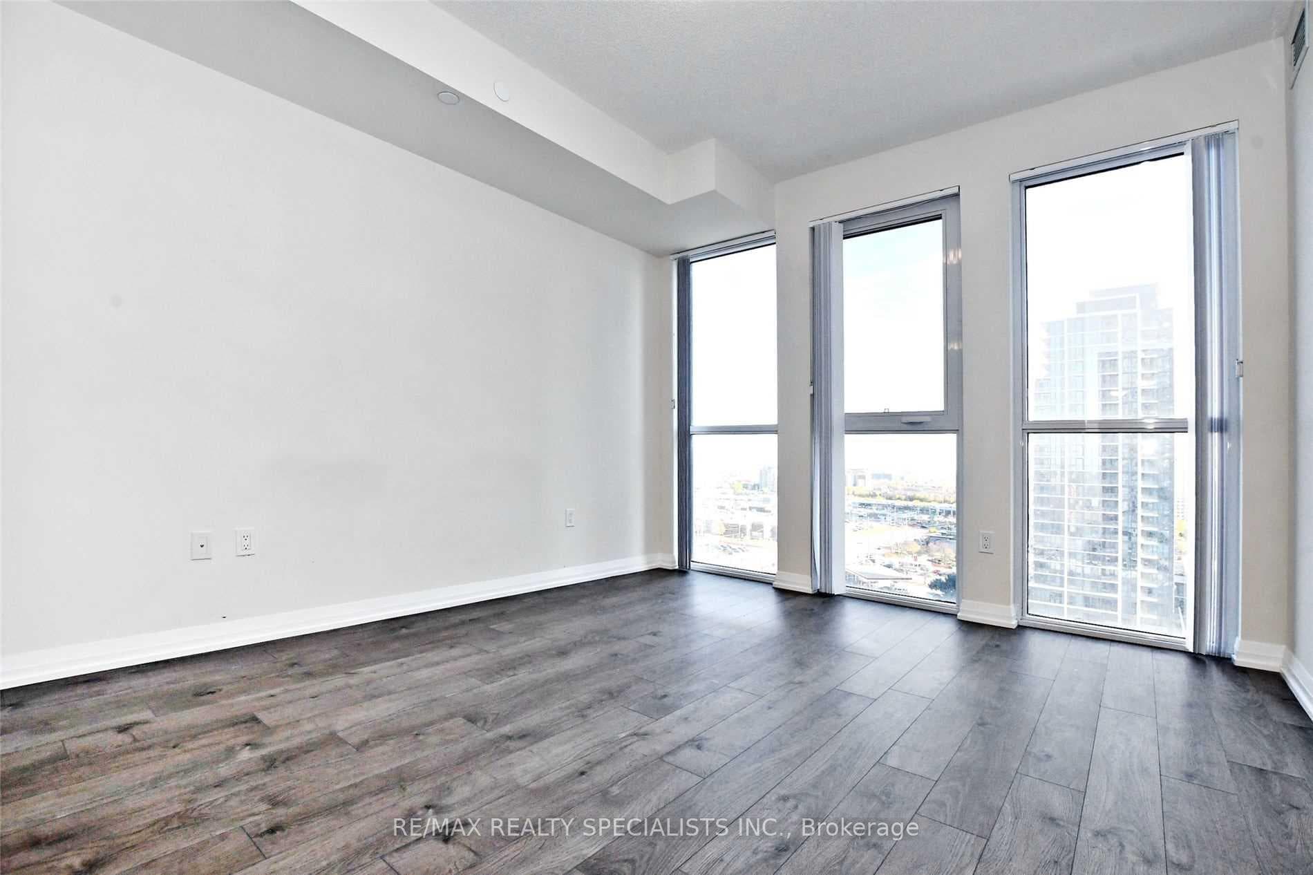35 Watergarden Drive Unit 3214 photo 12