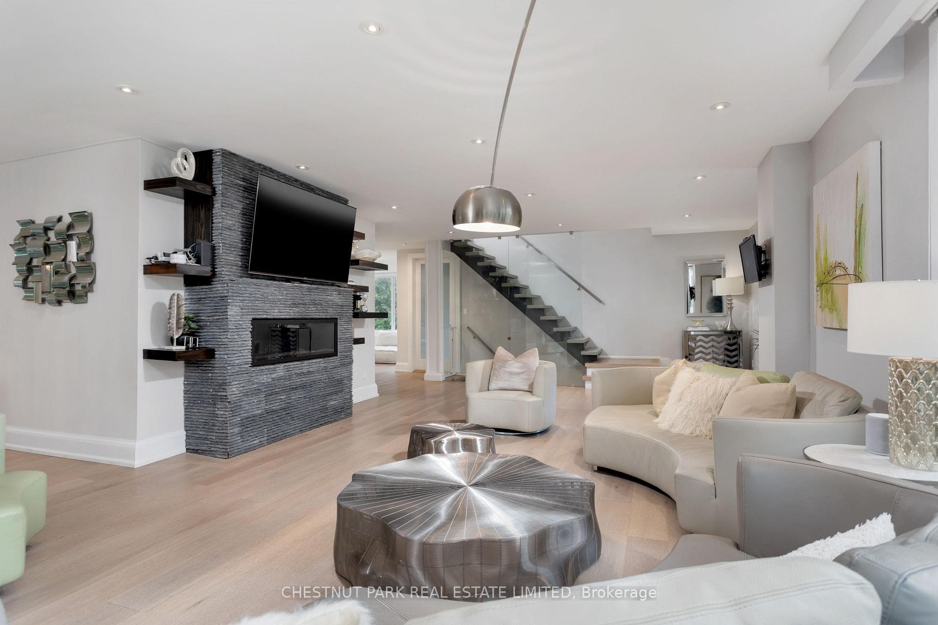 2106 Grange Drive photo 6