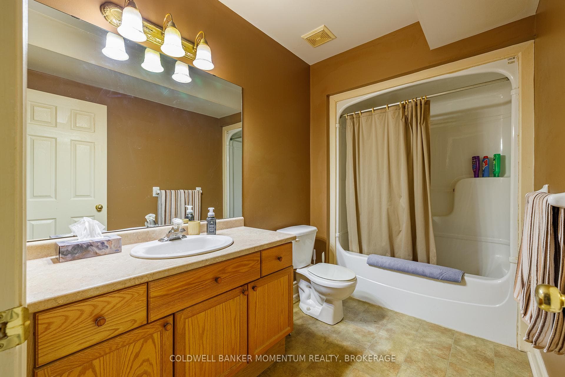 47 Thorold Avenue photo 29