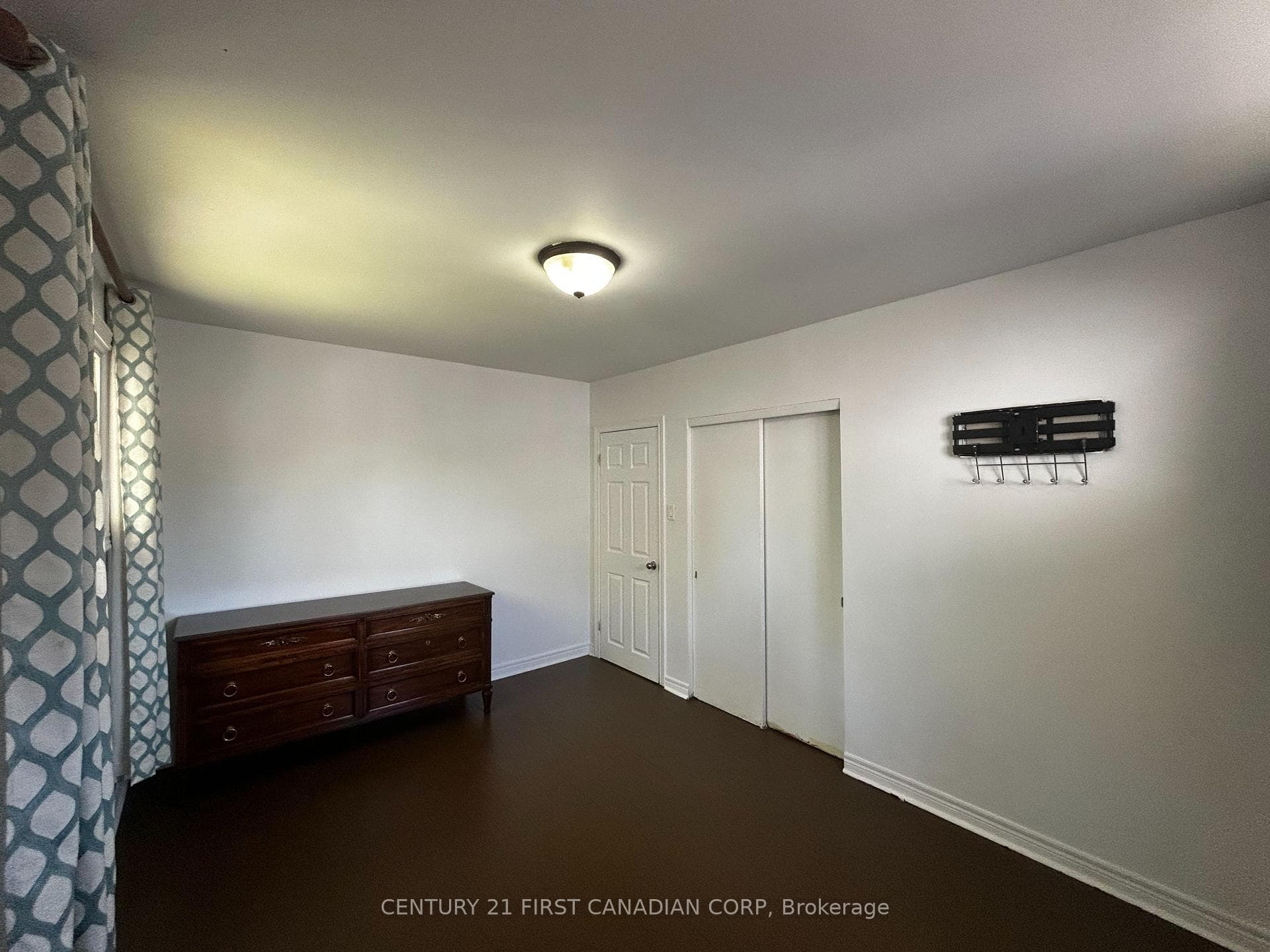 699 Huron Street Unit A photo 23
