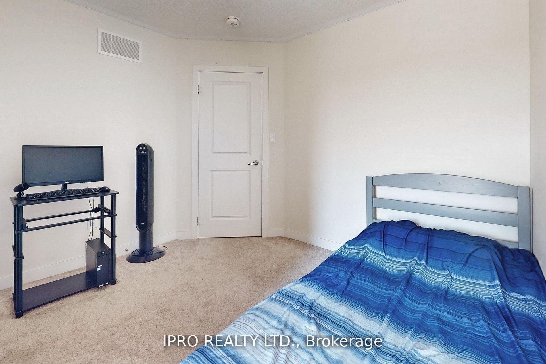 2614 Castlegate Crossing Circle photo 31