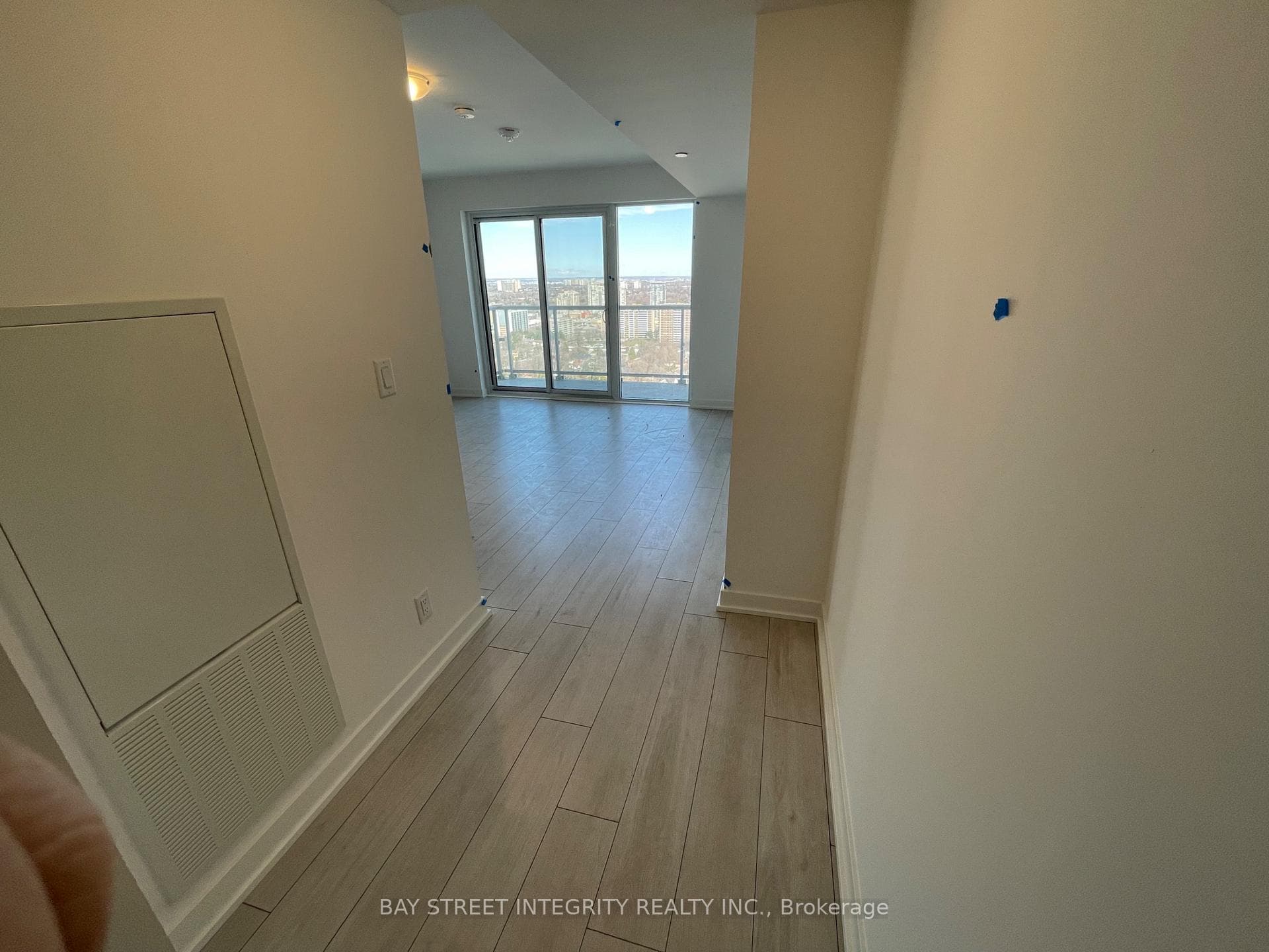 2031 KENNEDY Road Unit 3017 photo 4