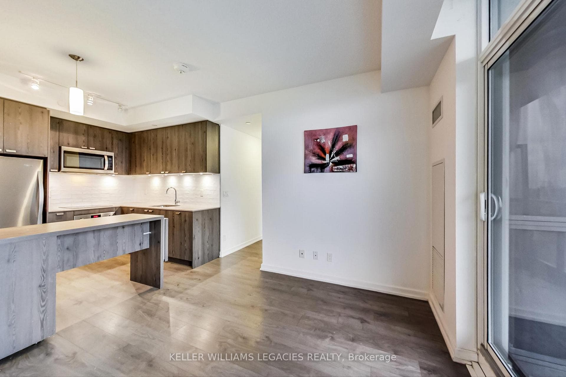 56 Forest Manor Road Unit 1710 photo 14