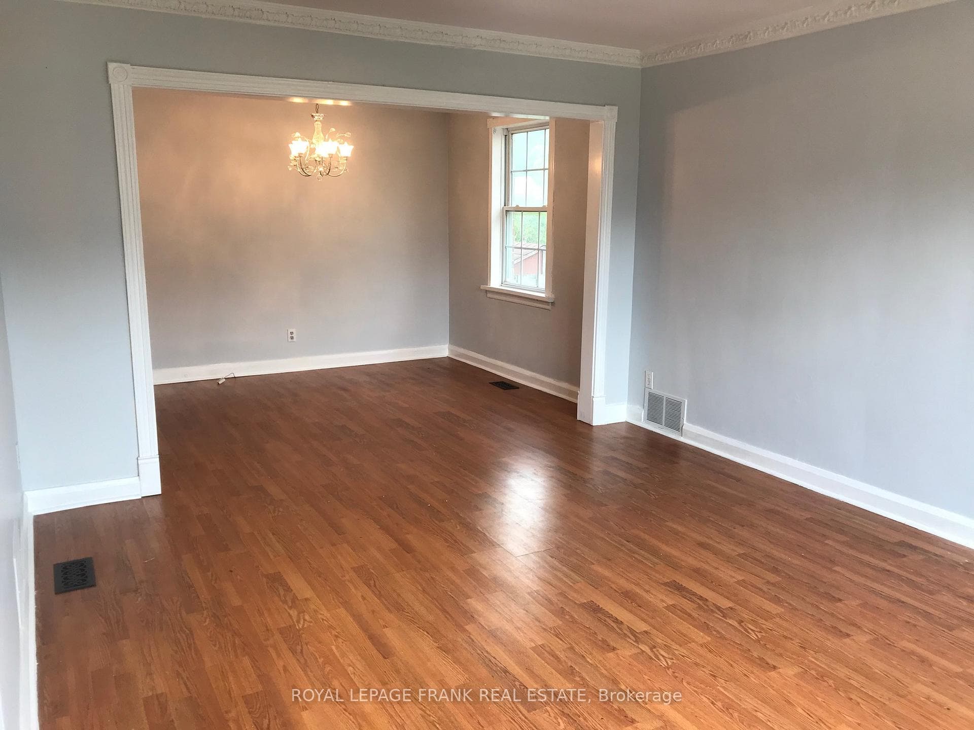 124 Lasalle Avenue photo 2
