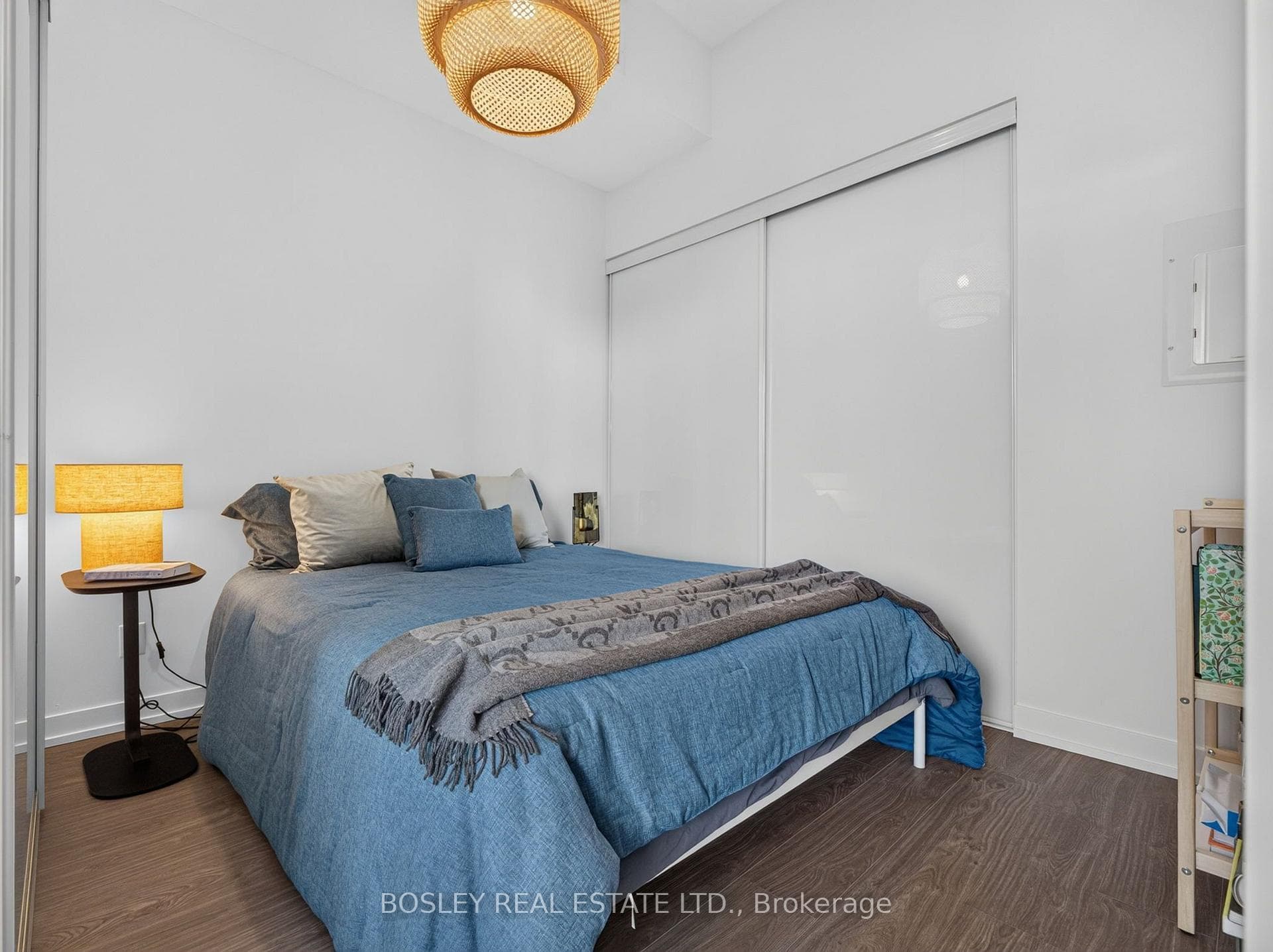 36 Howard Park Avenue Unit 801 photo 13