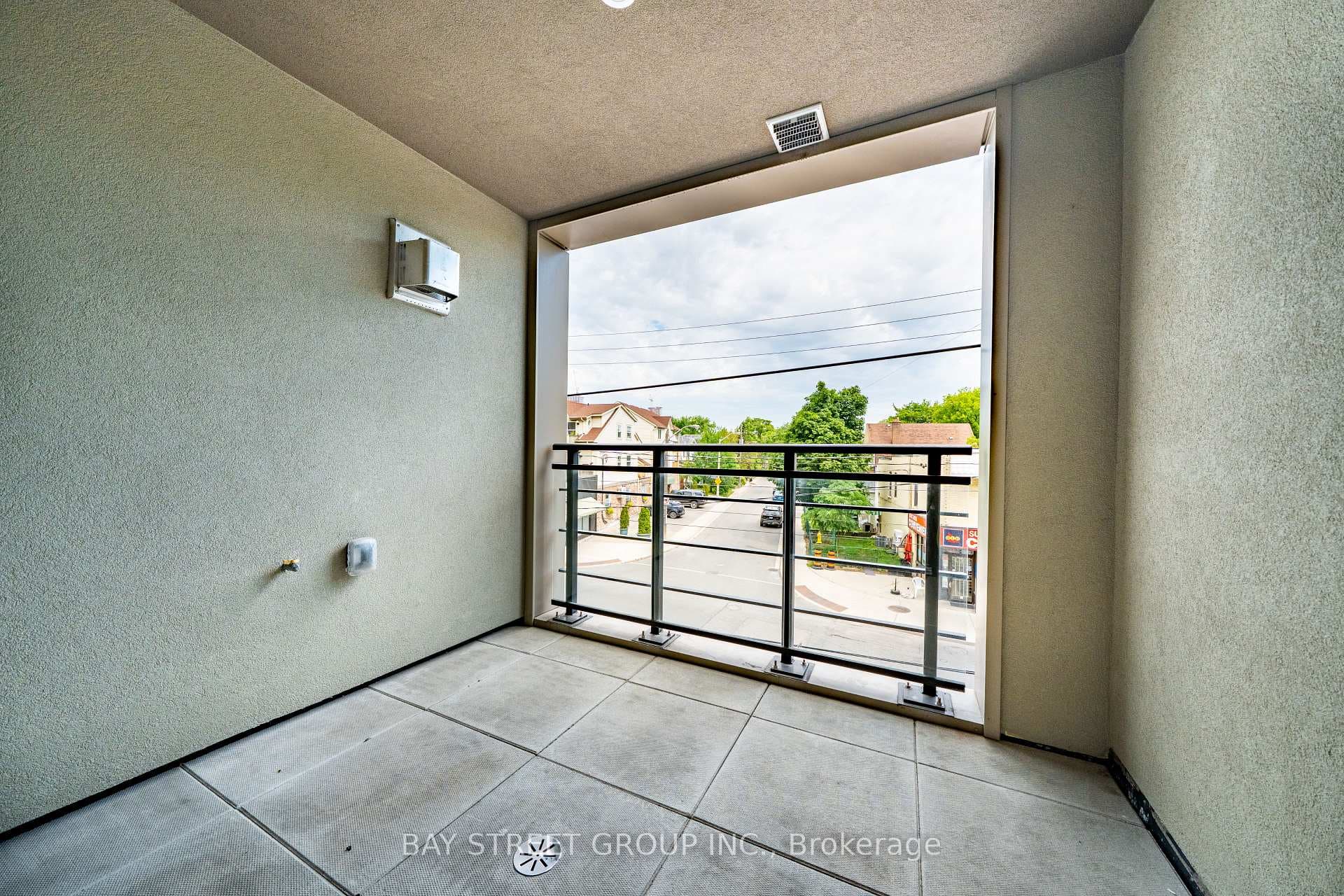365 Beech Avenue Unit 208 photo 12