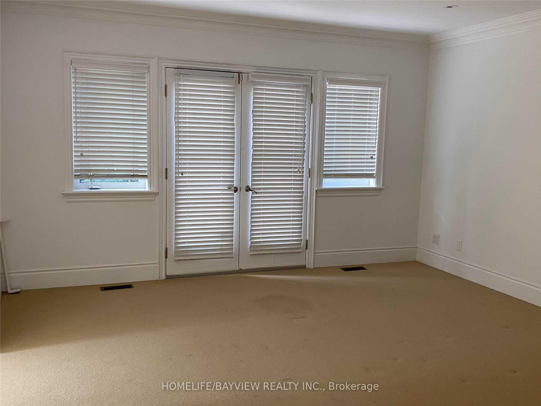 374 Glengarry Avenue photo 15
