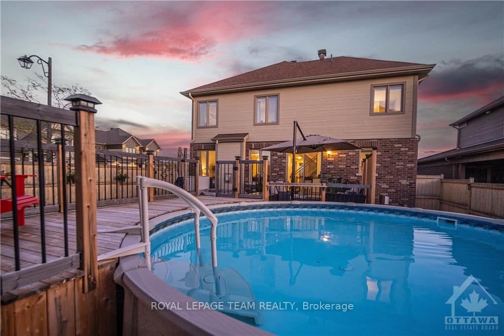 857 PERCIVAL Crescent photo 27