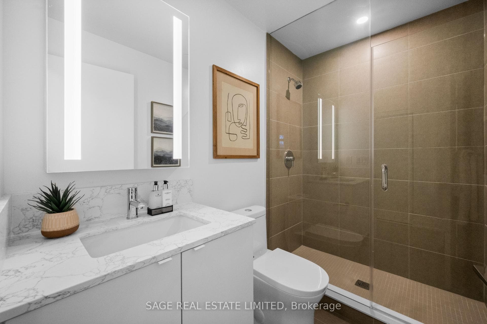 270 Dufferin Street Unit 711 photo 13