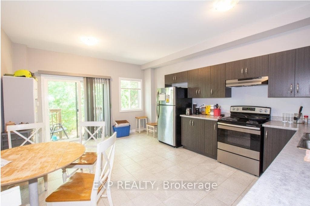 6A Leeson Street Unit Main photo 2