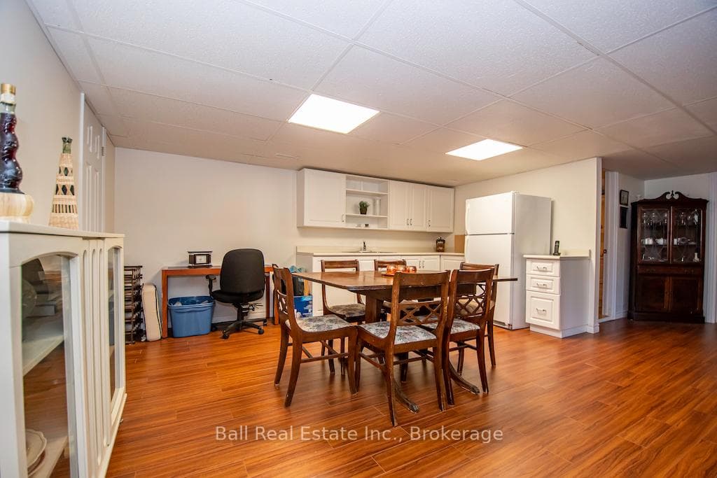 77 Water Street photo 21