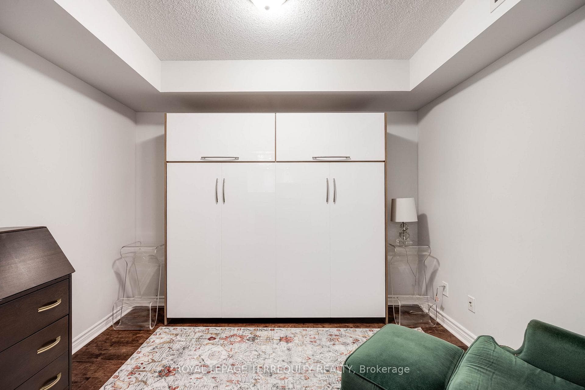 5233 Dundas Street Unit 524 photo 9