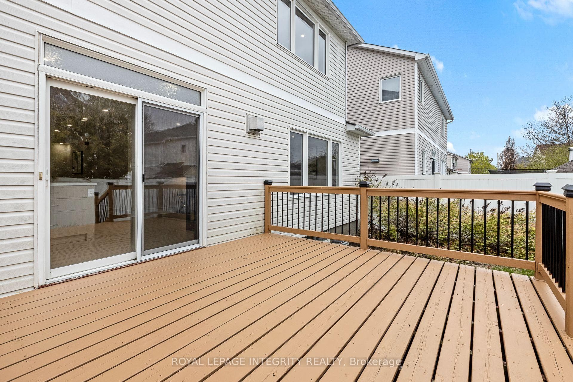 1031 Unicorn Avenue photo 37