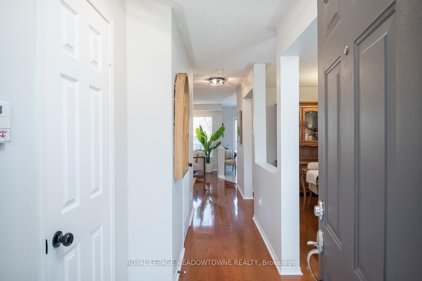 1215 Newell Street photo 3