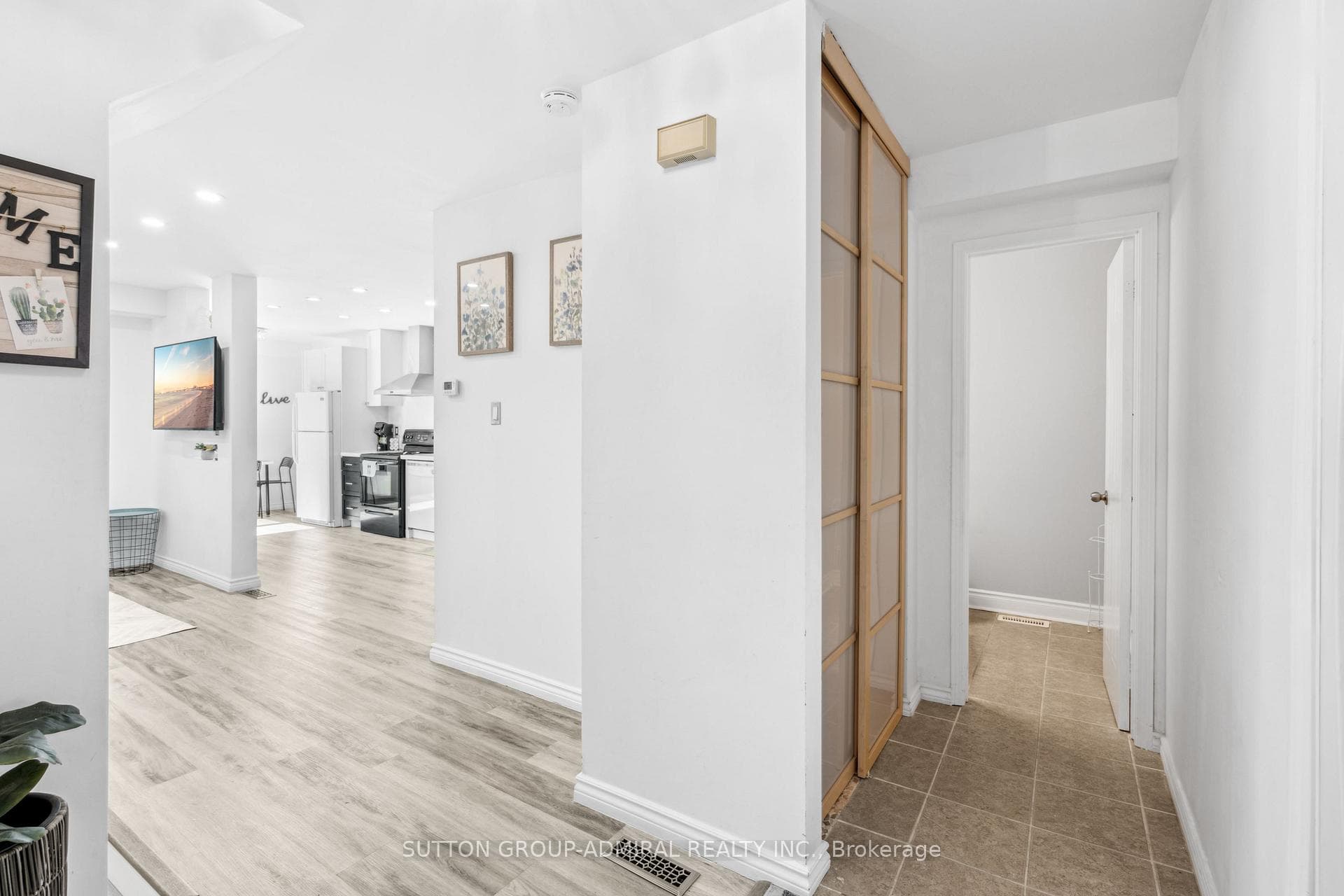 93 Hadden Crescent photo 5