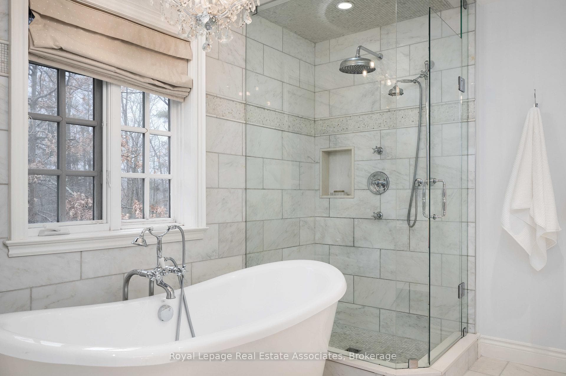 1175 Riverbank Way photo 24