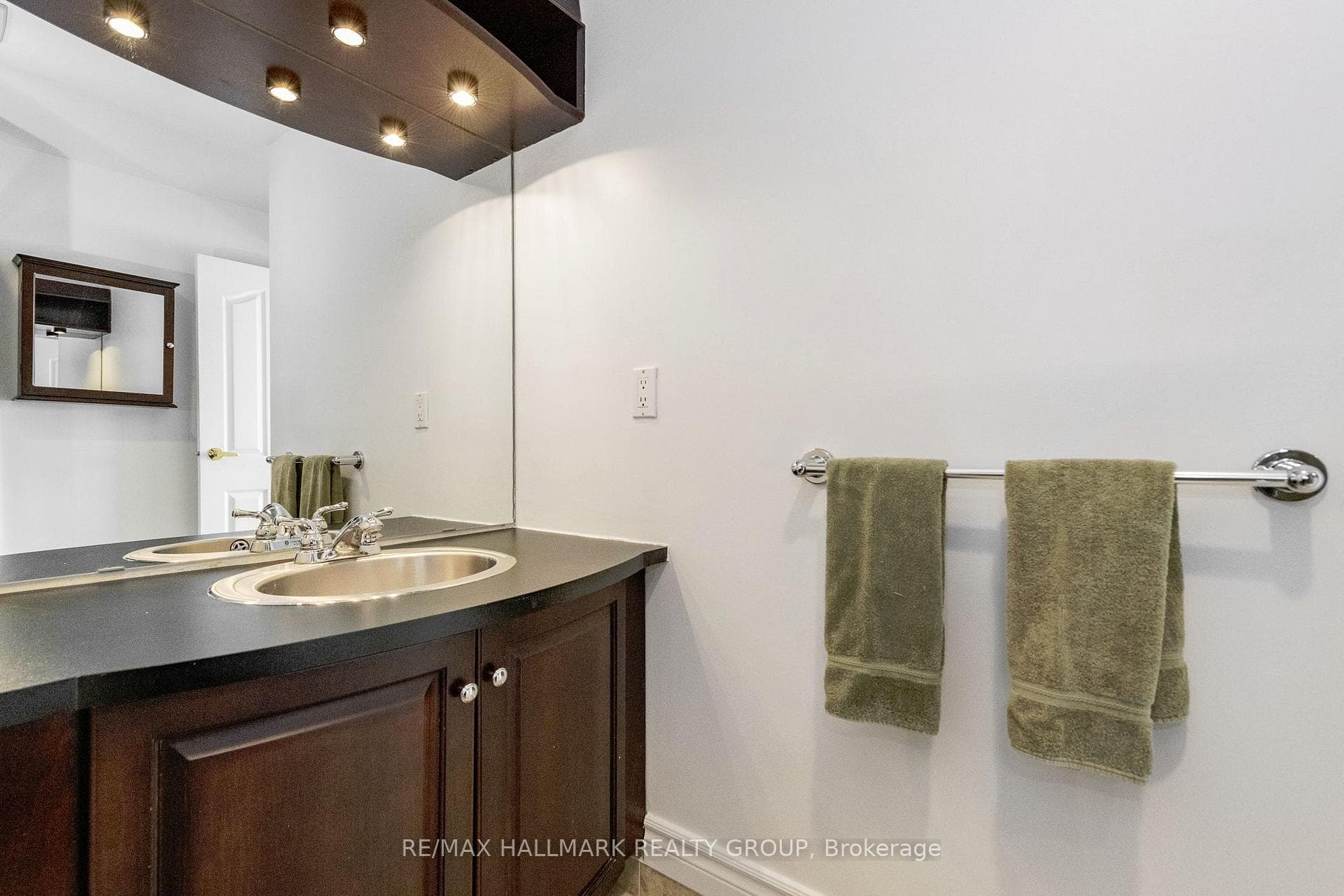 960 Teron Road Unit 1104 photo 27