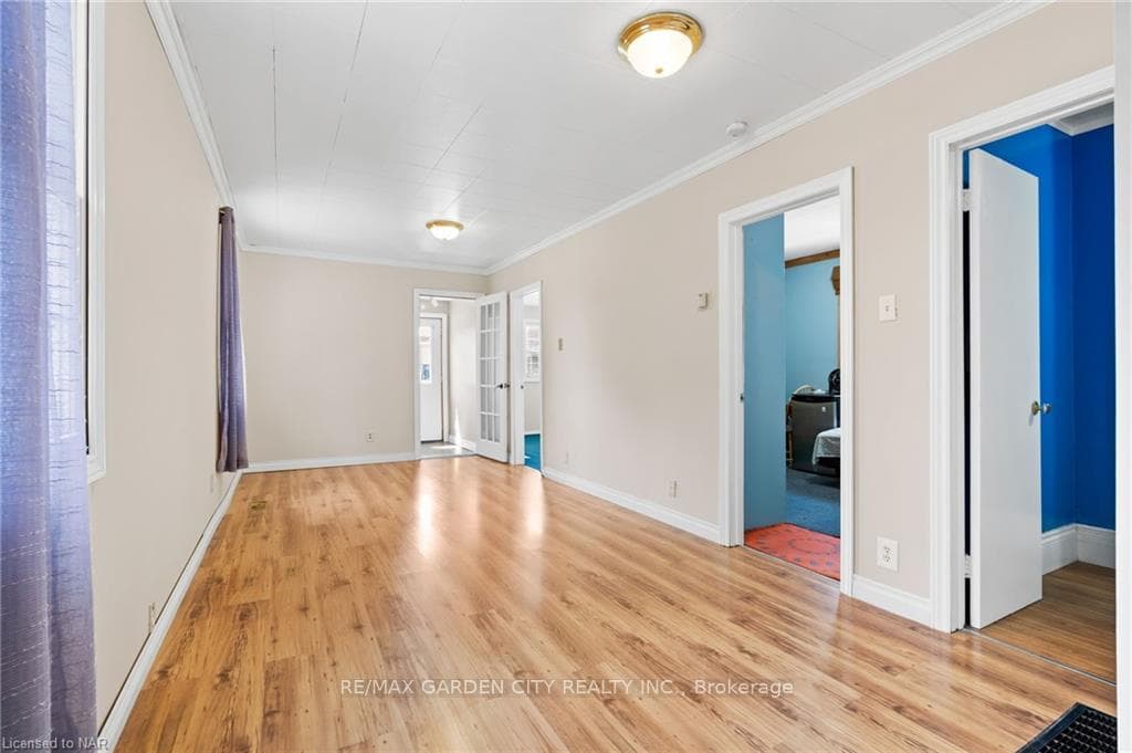 61 Garnet Street photo 7