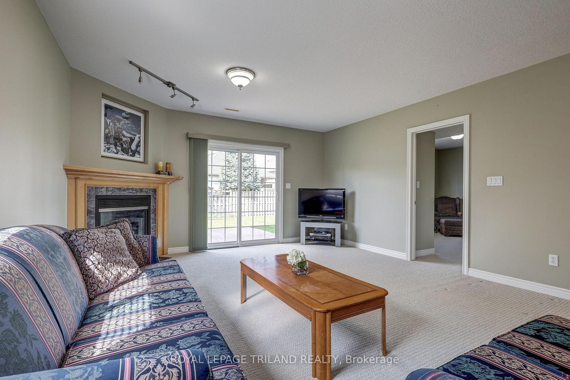 19 ORIOLE LANE, ST. THOMAS - LOWER LIVING